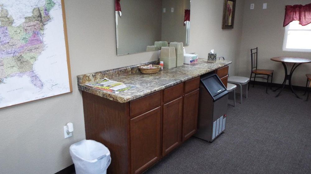 Modern Motel Vinton ภายนอก รูปภาพ